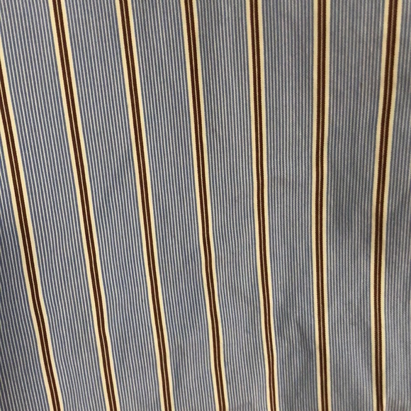 Frank & Eileen button down - Picture 3 of 4